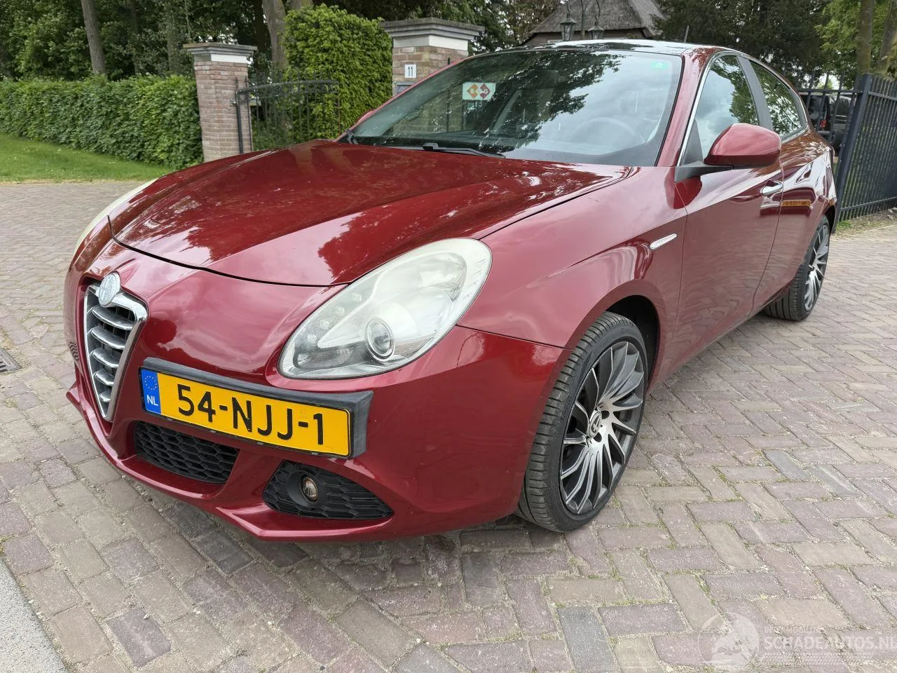 Alfa Romeo Giulietta (2010) — foto 1