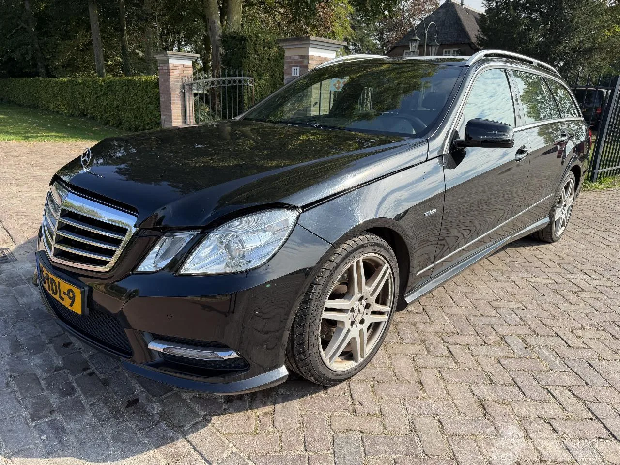Mercedes-Benz E-Klasse (2012) — foto 1
