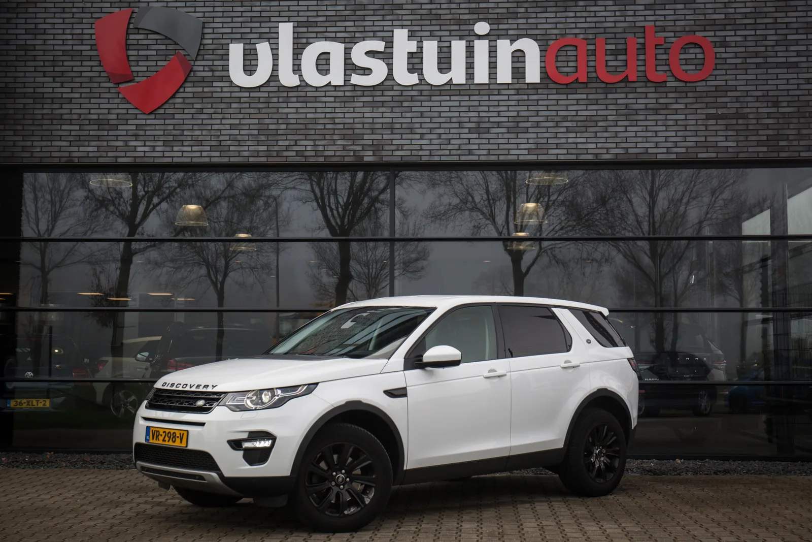 Land Rover Discovery Sport (2016) — foto 1