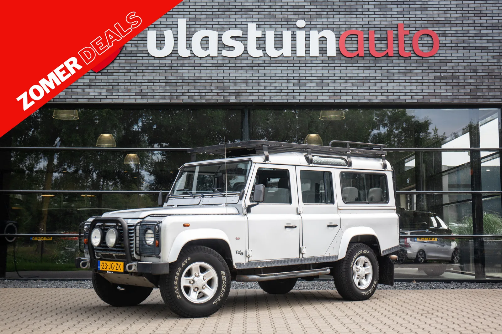 Land Rover Defender (2002) — foto 1