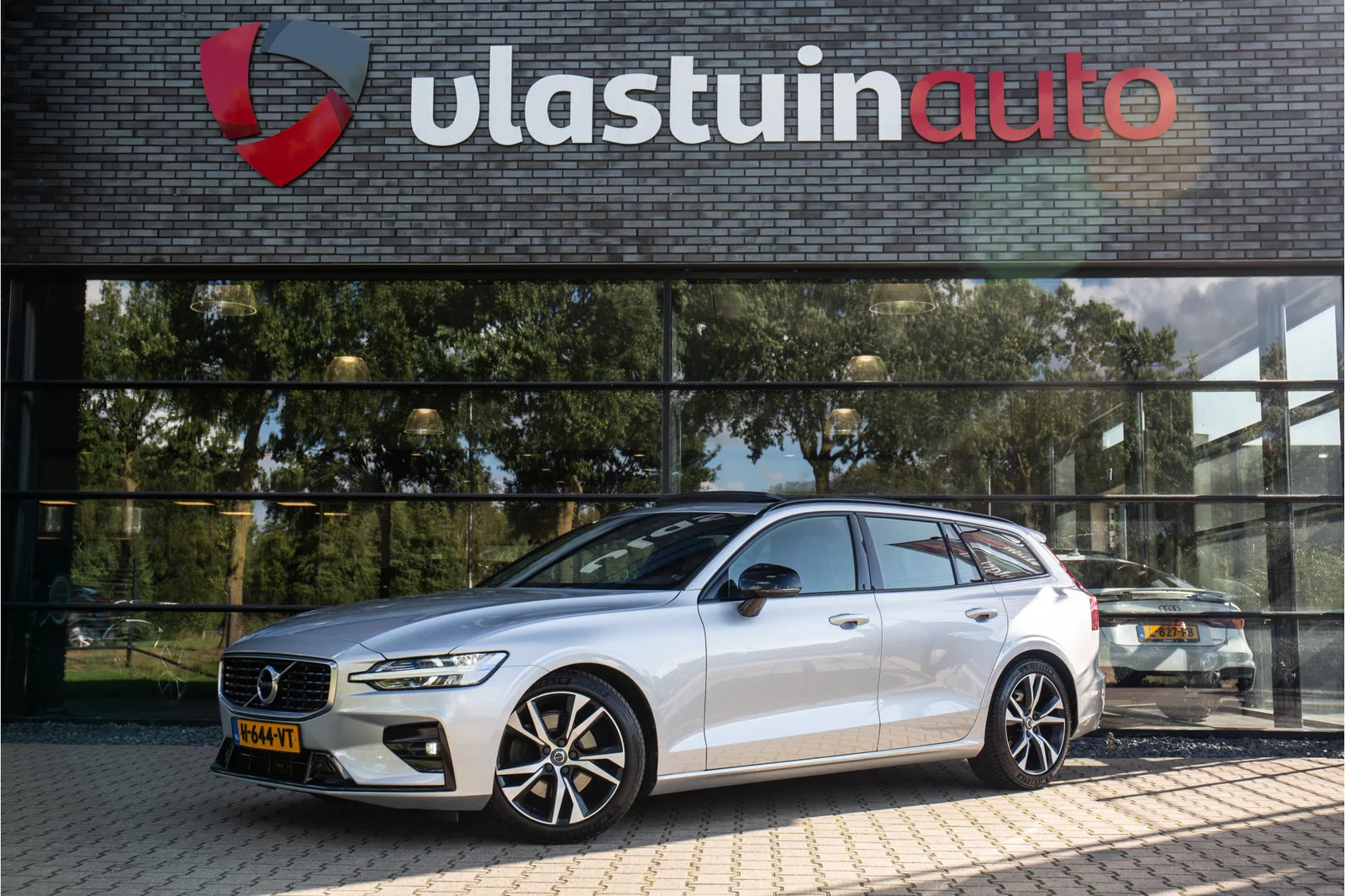 Volvo V60 (2020) — foto 1