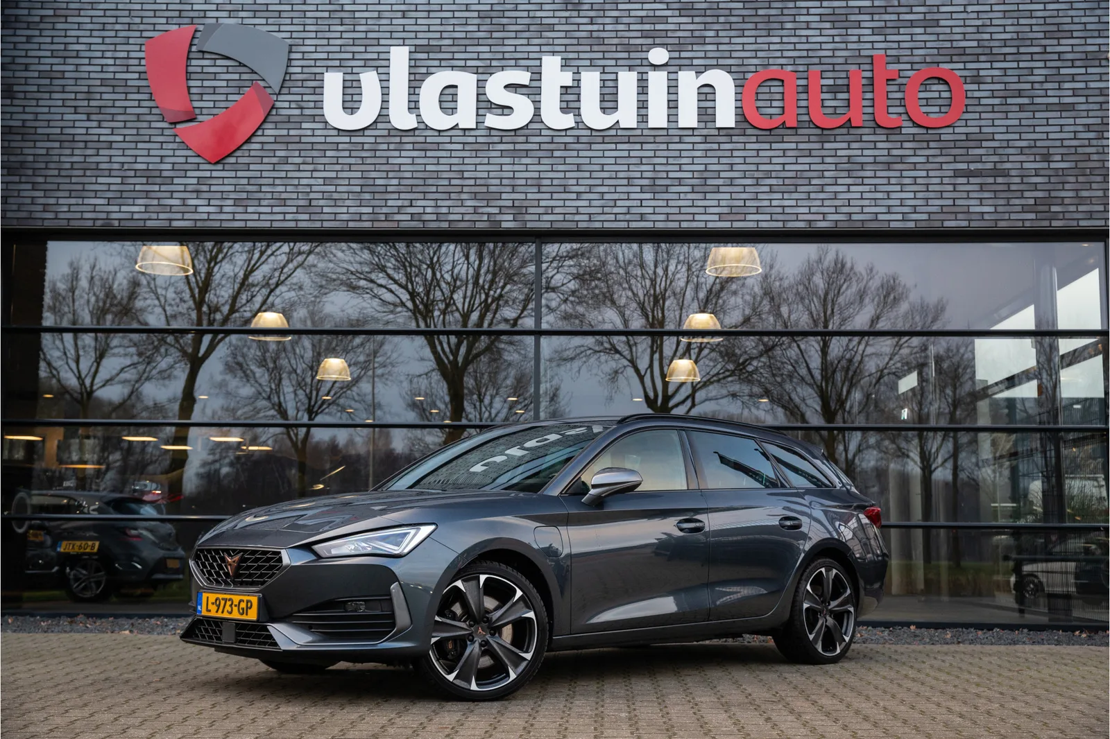 CUPRA Leon Sportstourer (2021) — foto 1