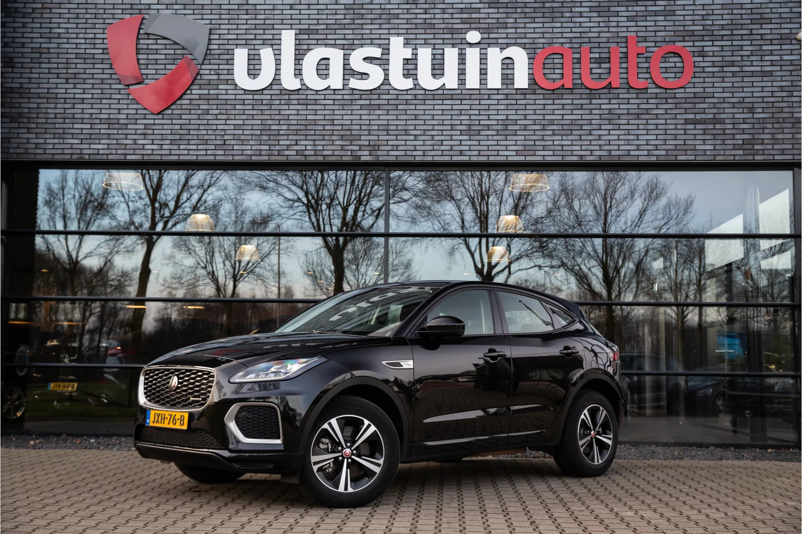 Jaguar E-Pace (2021) — foto 1