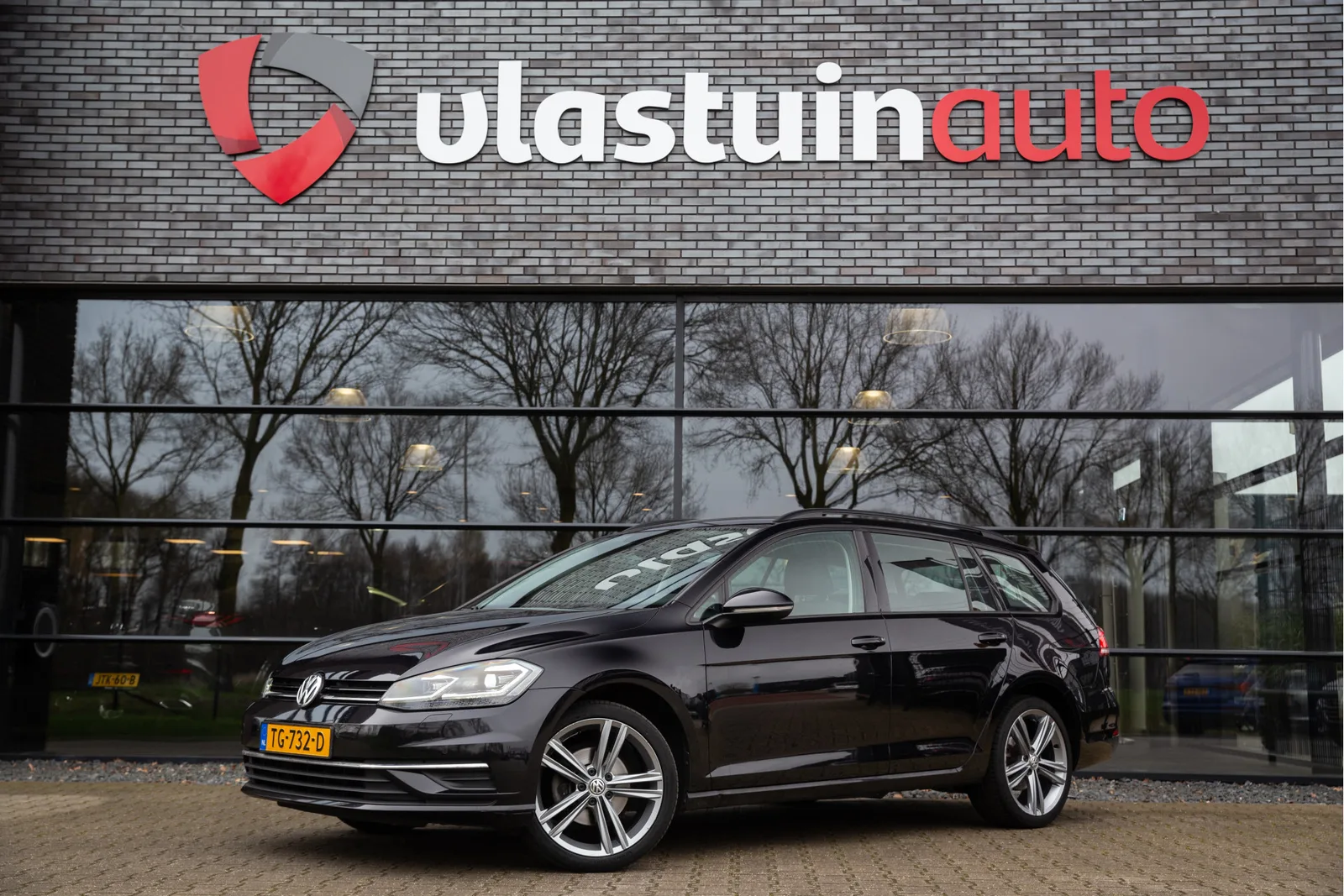 Volkswagen Golf (2017) — foto 1