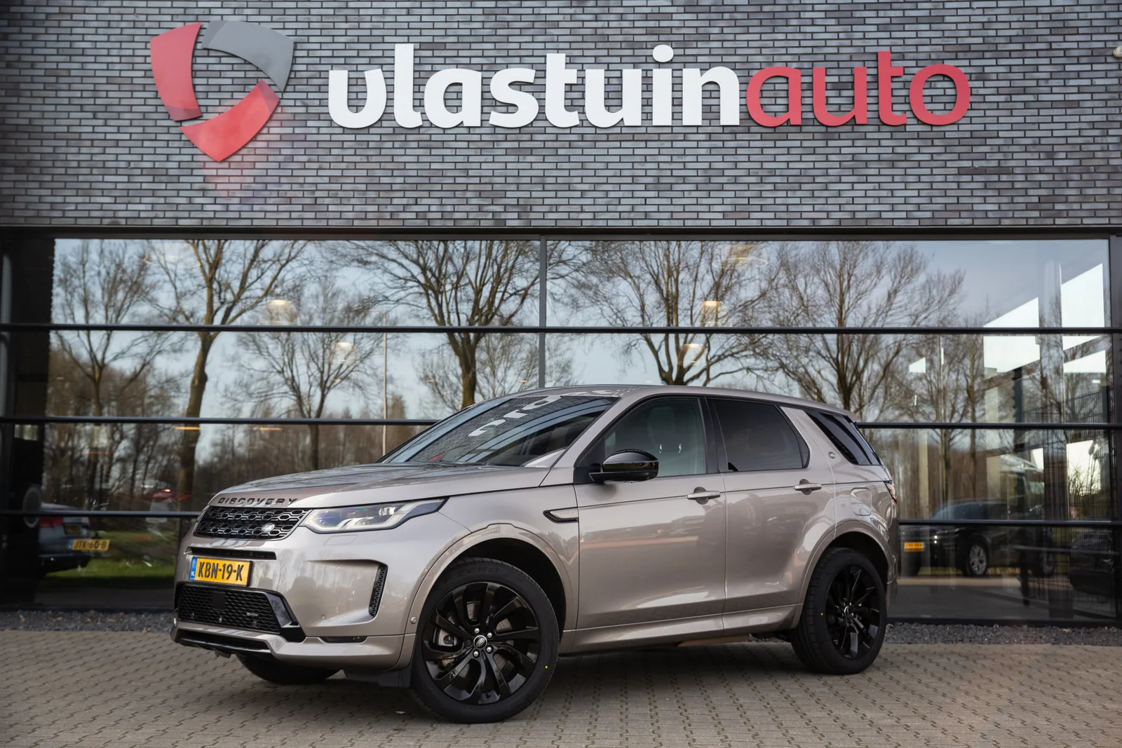 Land Rover Discovery Sport (2022) — foto 1