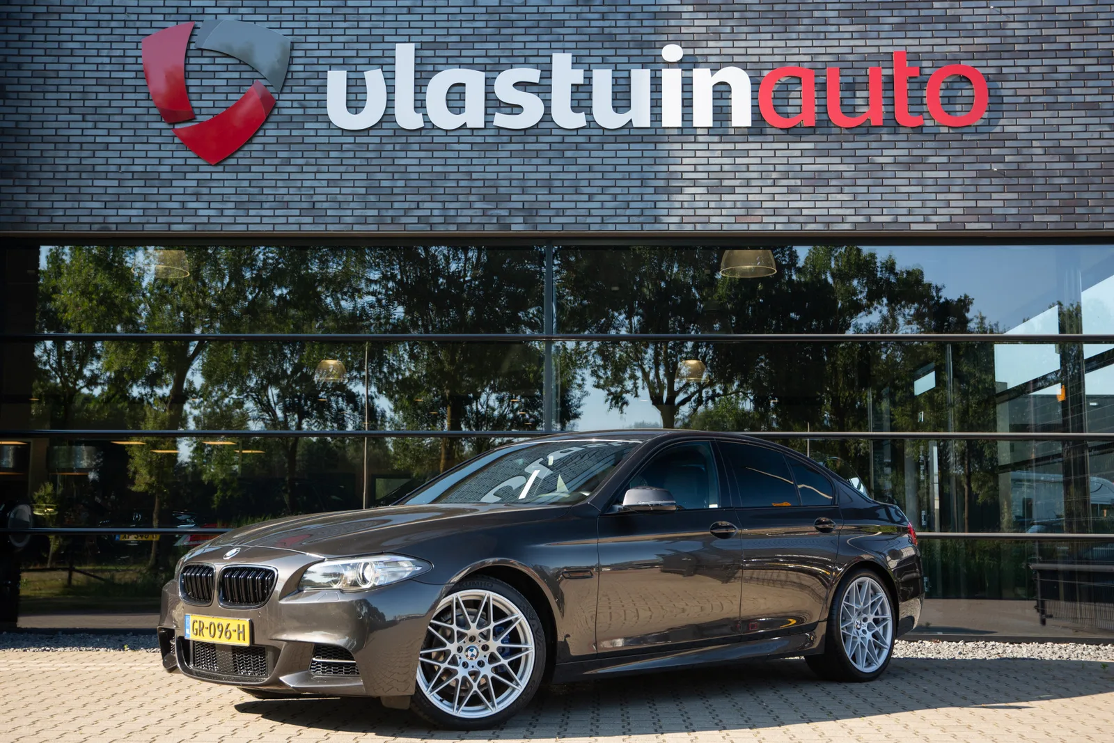 BMW 5-Serie (2013) — foto 1