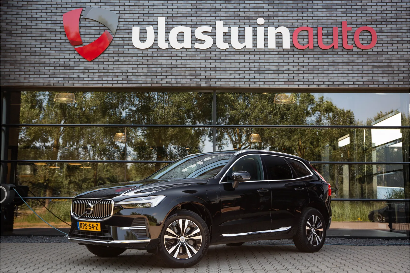 Volvo XC60 (2023) — foto 1