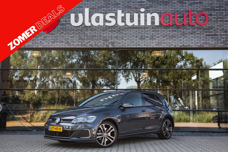 Volkswagen Golf (2020)