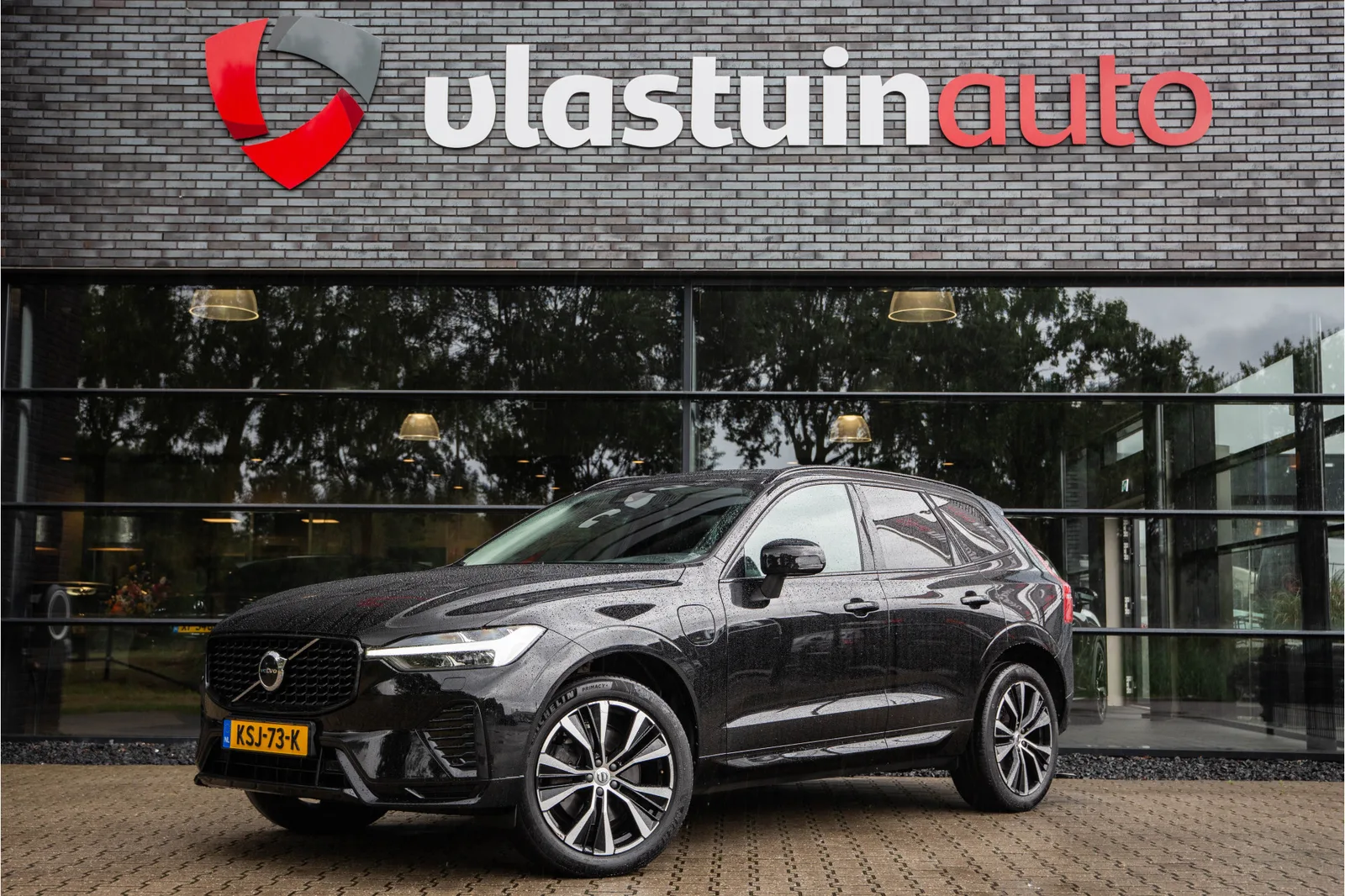 Volvo XC60 (2023) — foto 1
