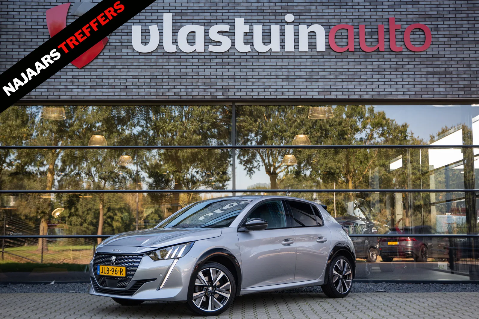 Peugeot 208 (2020) — foto 1