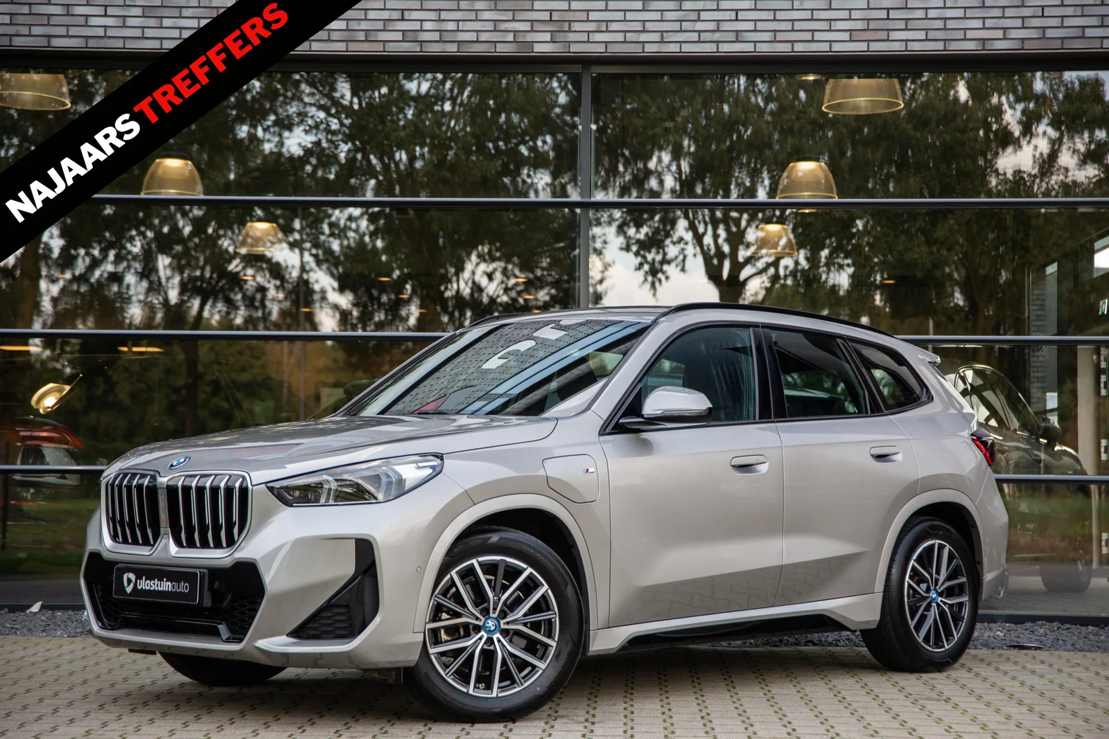 BMW X1 (2023) — foto 1