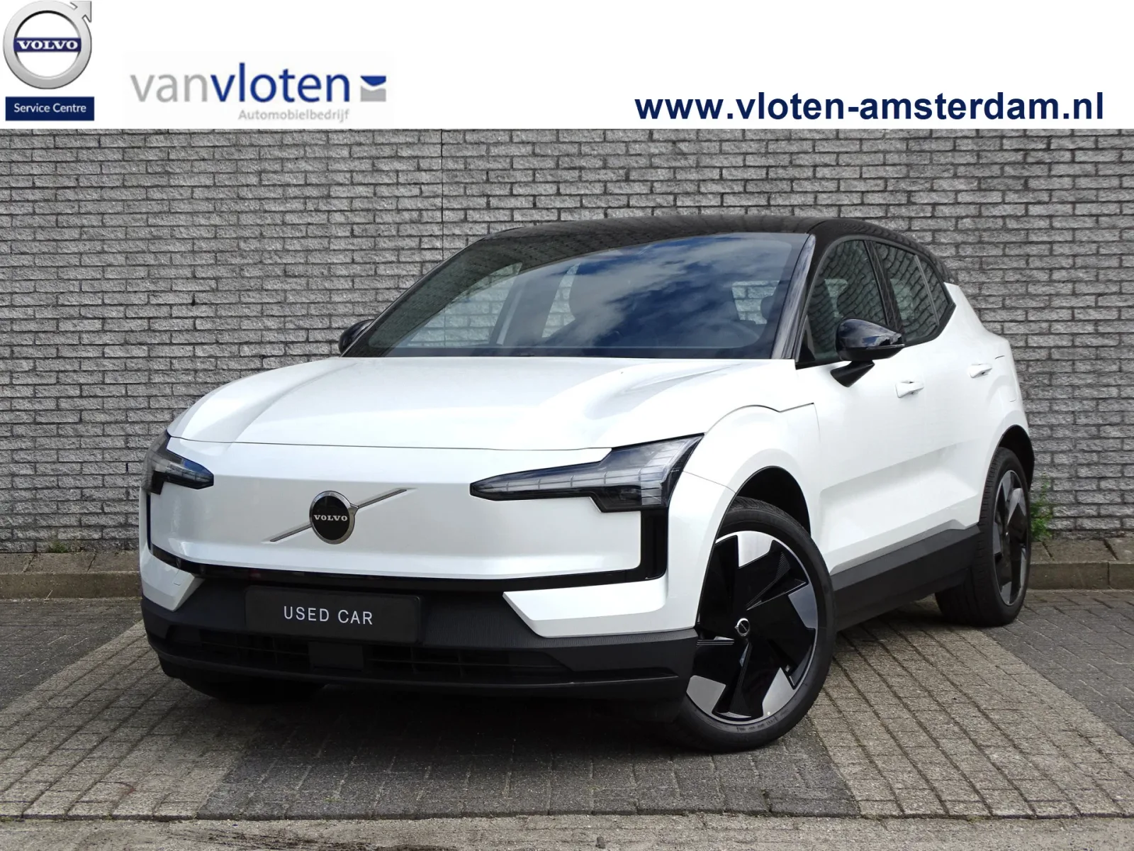Volvo EX30 (2024) — foto 1