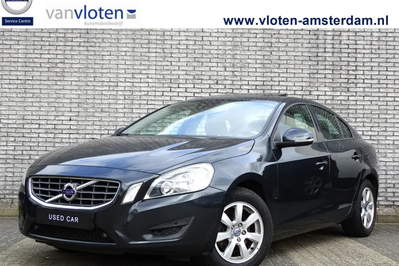 Volvo S60 (2012)