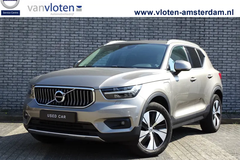 Volvo XC40 (2022)