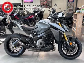 Suzuki GSX-S1000 (2023) — foto 1