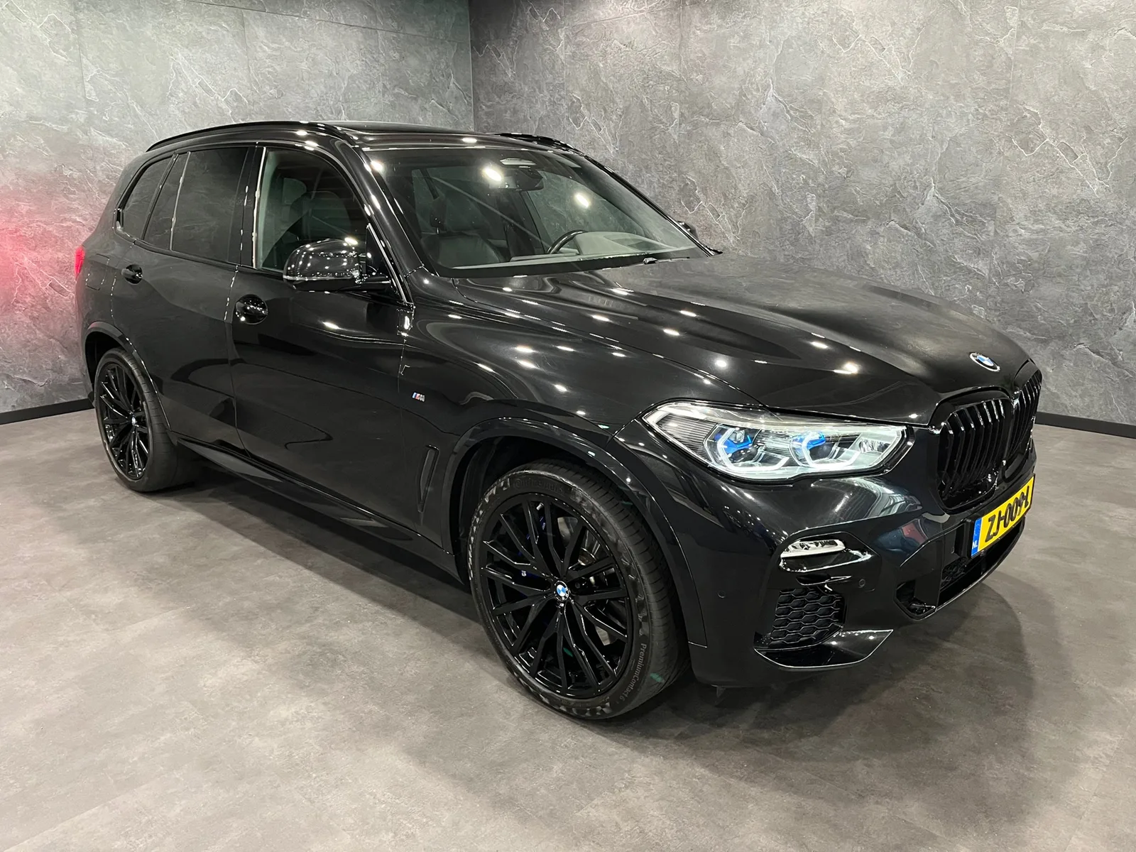 BMW X5 (2019) — foto 1
