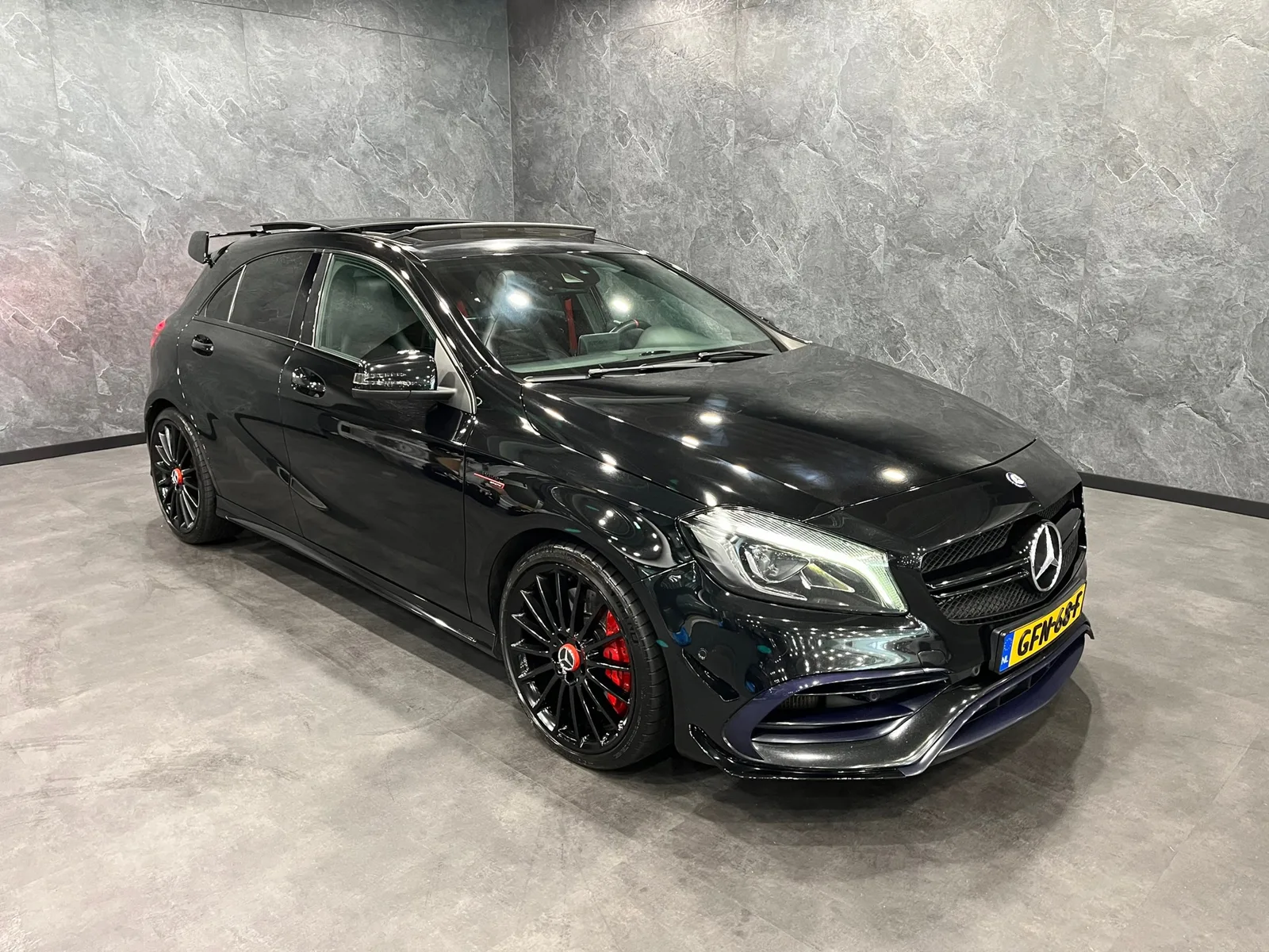 Mercedes-Benz A-Klasse (2015) — foto 1