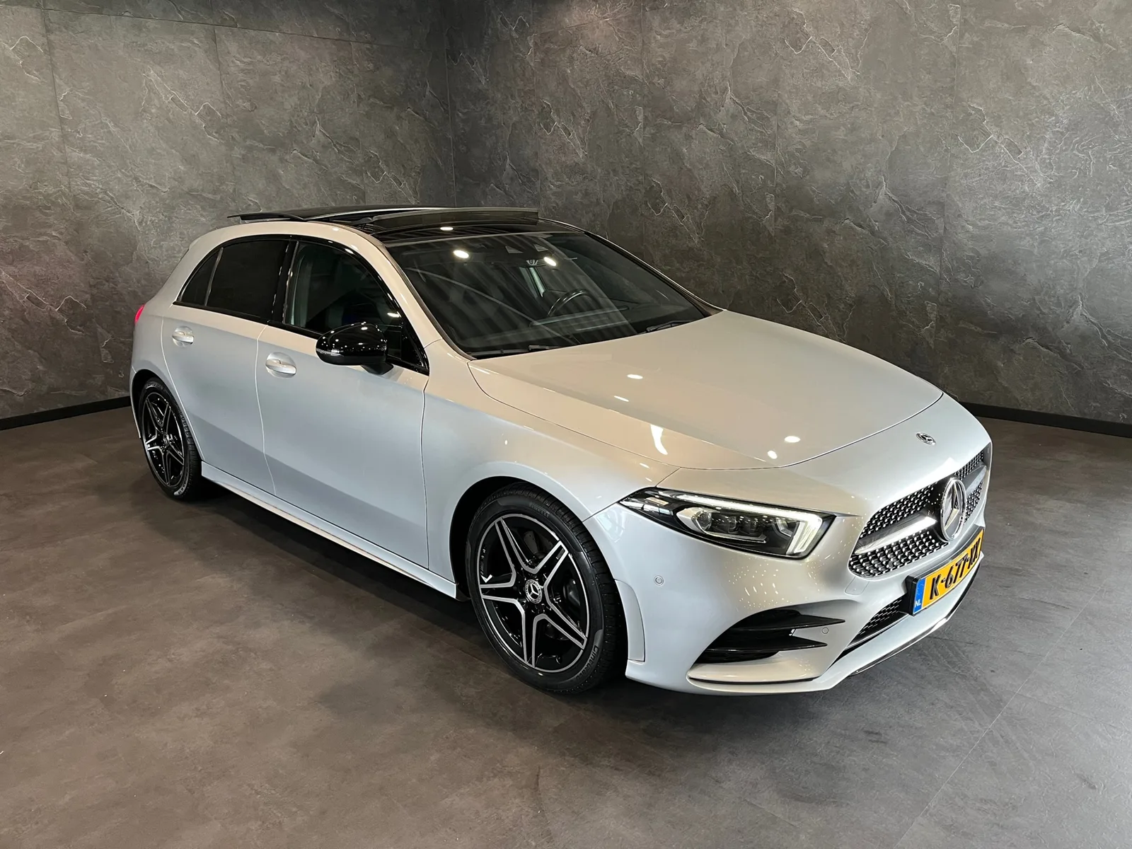 Mercedes-Benz A-Klasse (2018) — foto 1