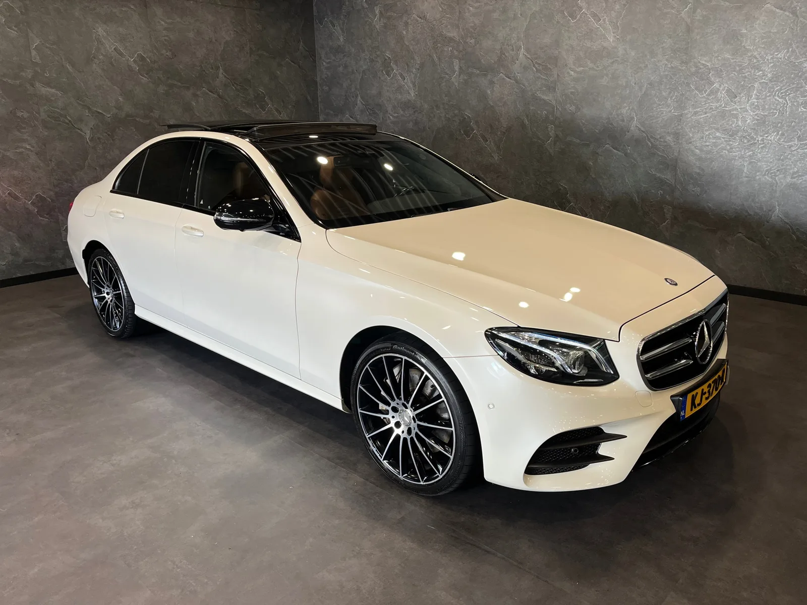 Mercedes-Benz E-Klasse (2016) — foto 1