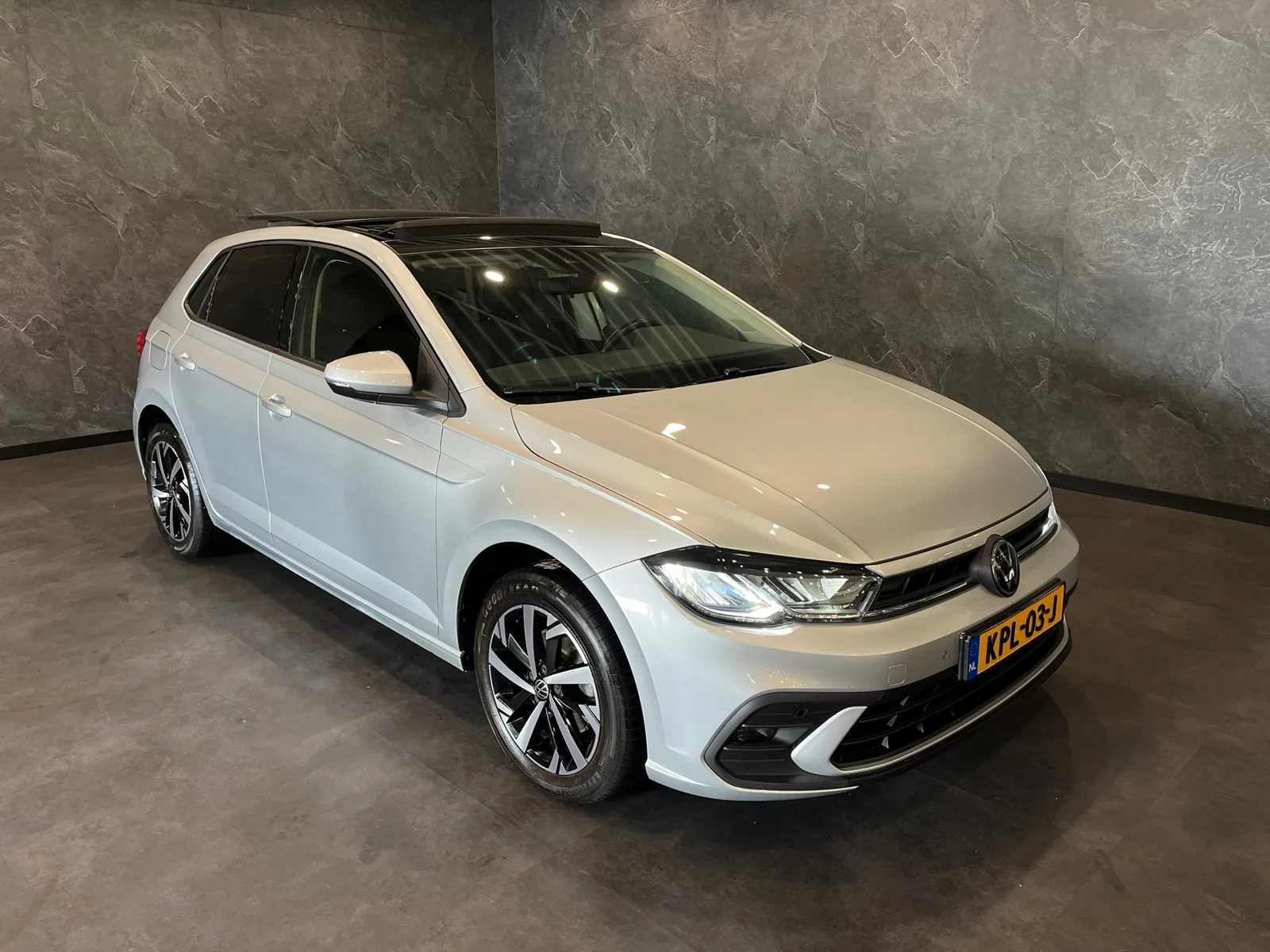 Volkswagen Polo (2023) — foto 1