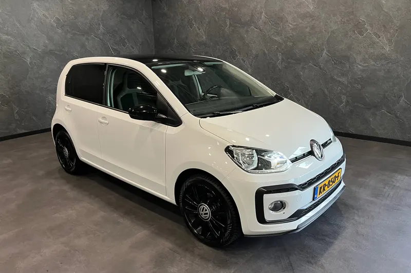 Volkswagen Up! (2016)