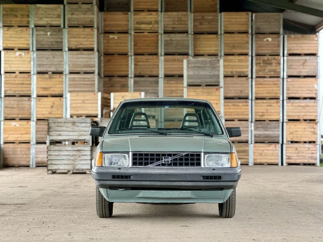 Volvo 340 (1986) — foto 1