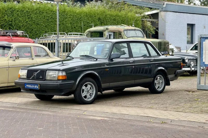 Volvo 244 (1991)