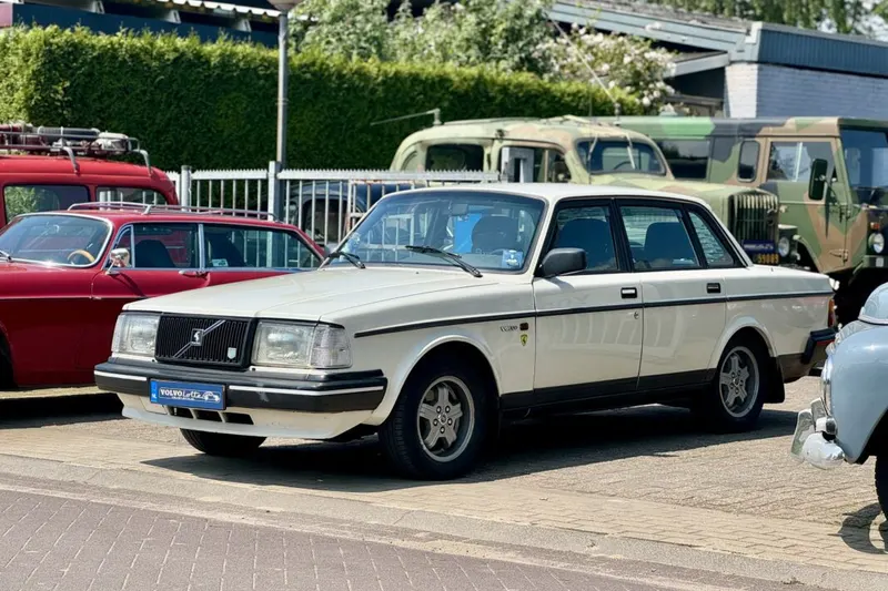 Volvo 240 (1992)