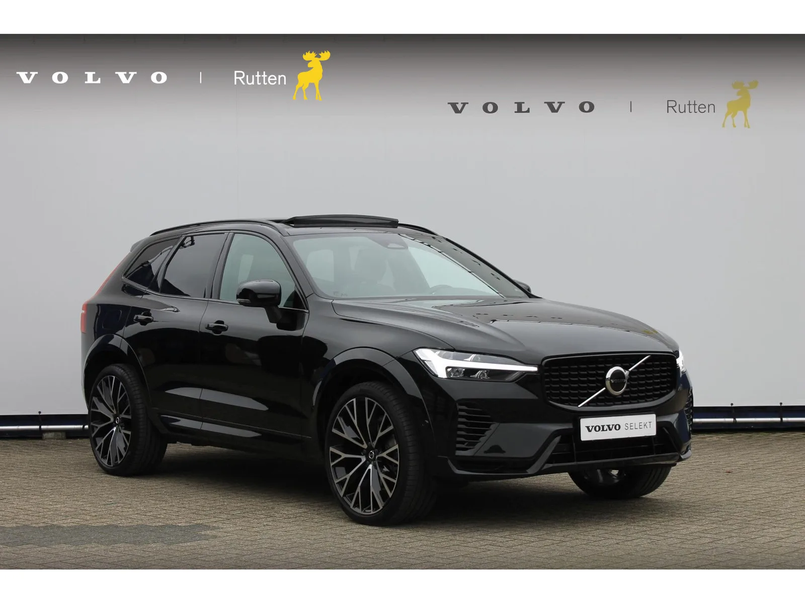 Volvo XC60 (2022) — foto 1