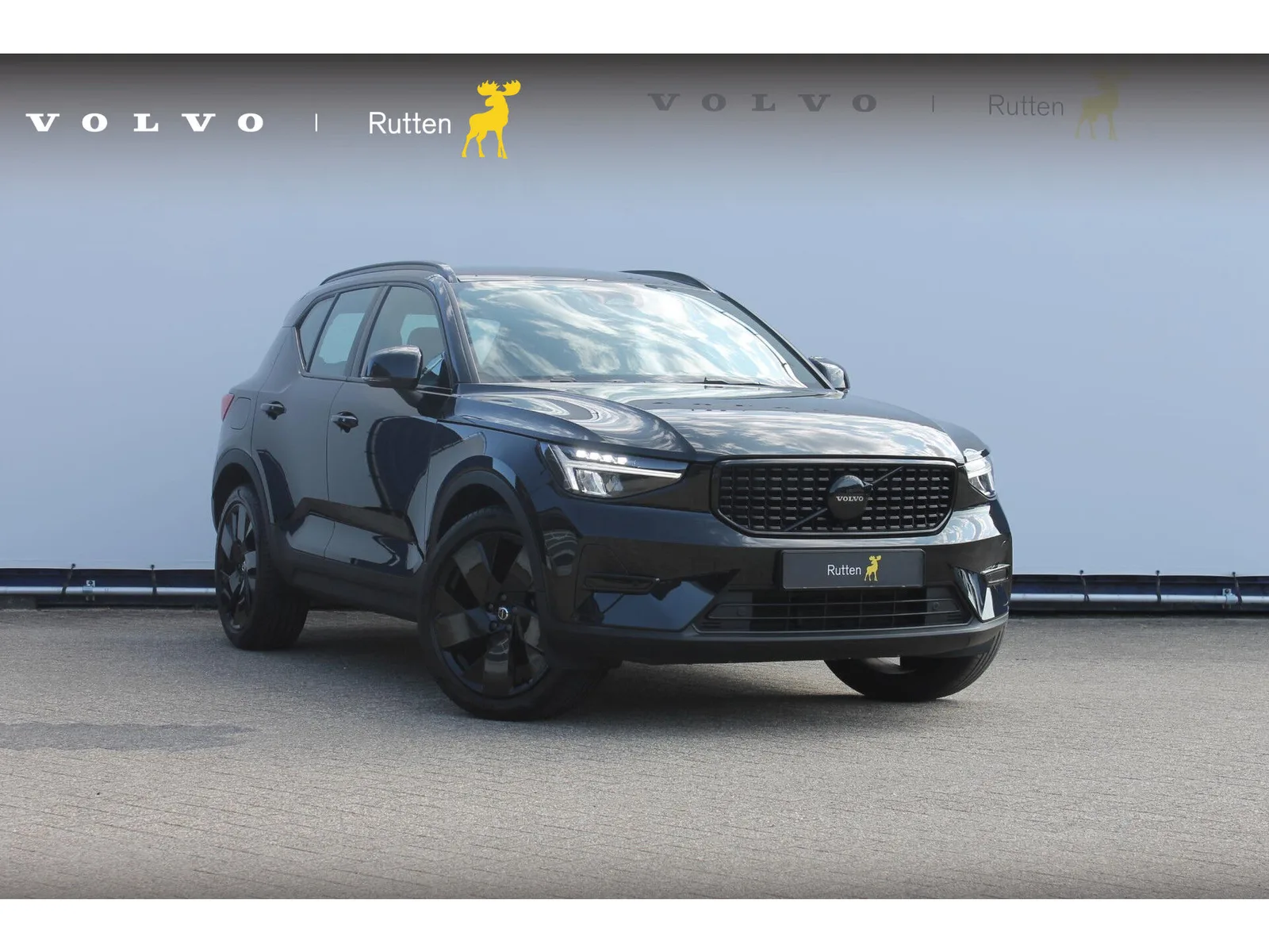 Volvo XC40 (2025) — foto 1