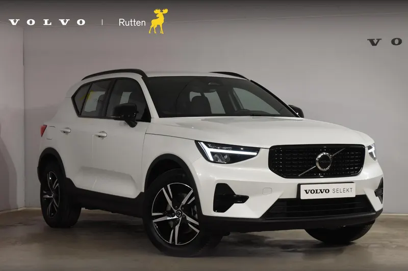 Volvo XC40 (2025)