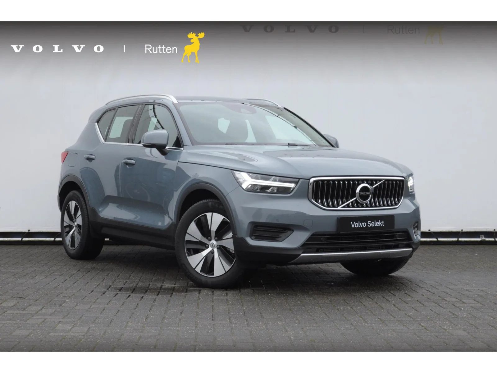 Volvo XC40 (2021) — foto 1