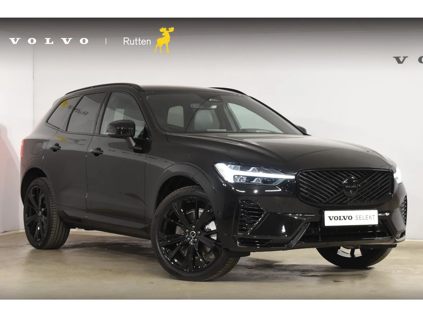 Volvo XC60 (2025) — foto 1