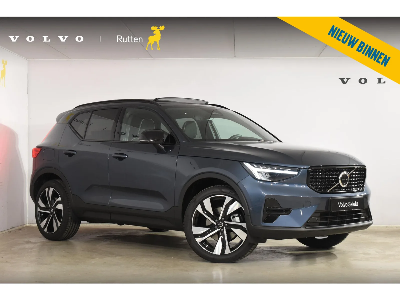 Volvo XC40 (2026) — foto 1