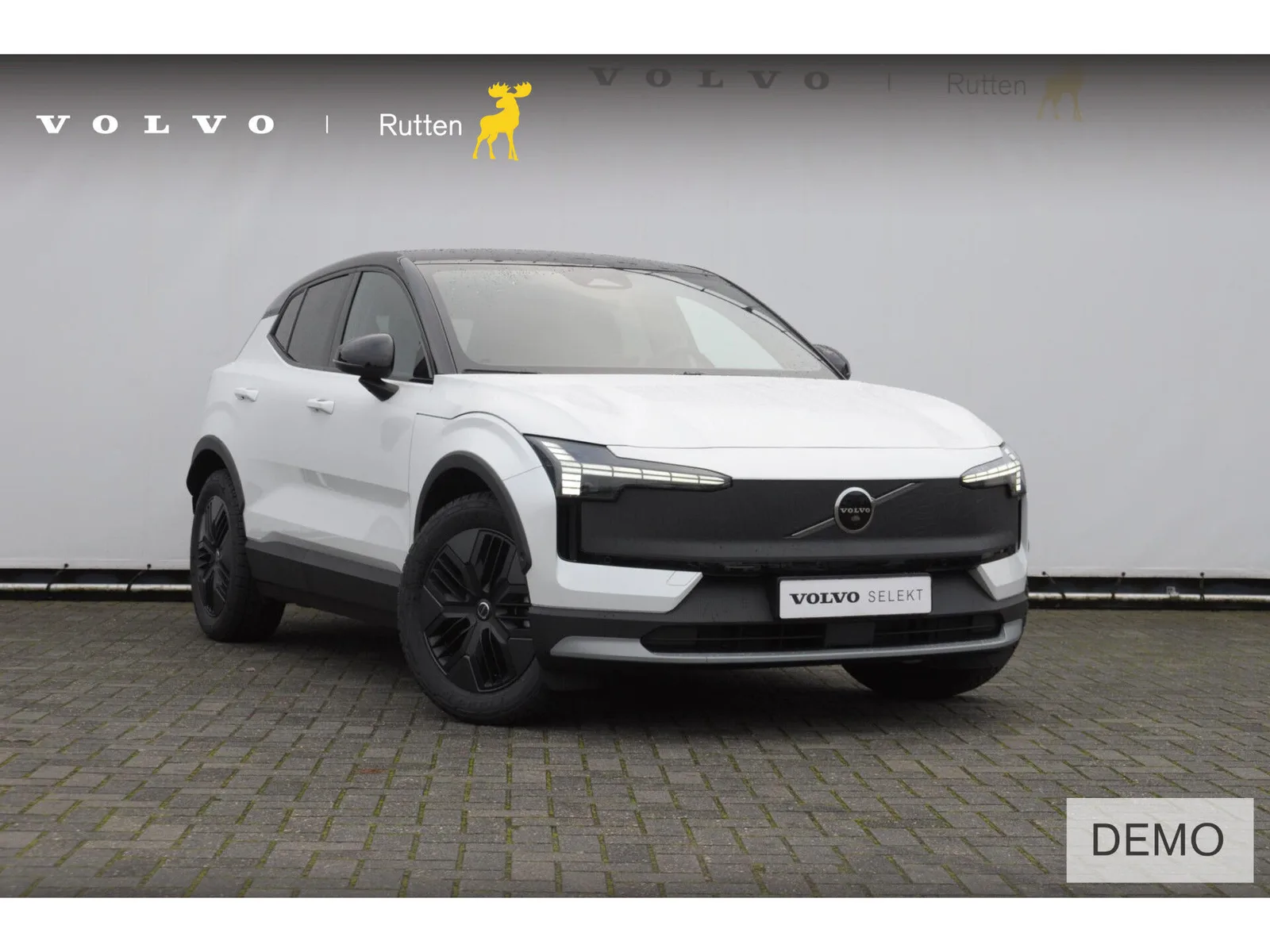 Volvo EX30 (2025) — foto 1