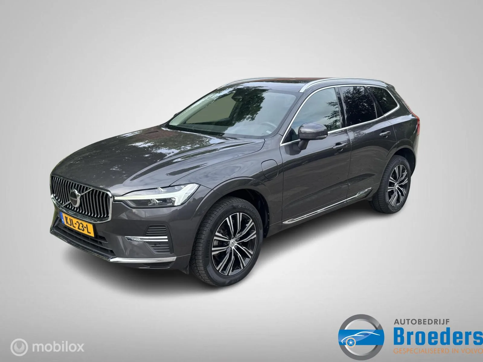 Volvo XC60 (2021) — foto 1