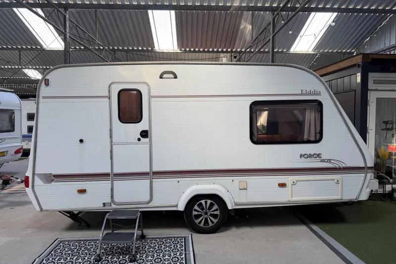 Elddis Force (2002)