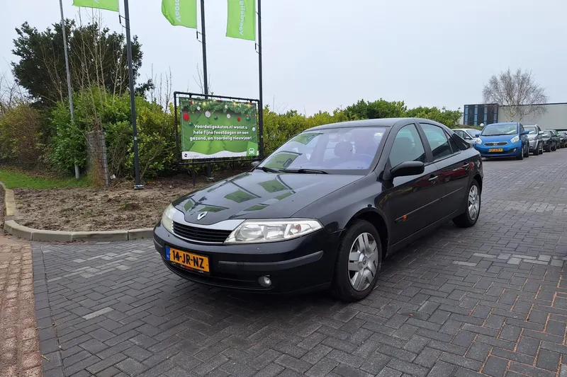 Renault Laguna (2002)