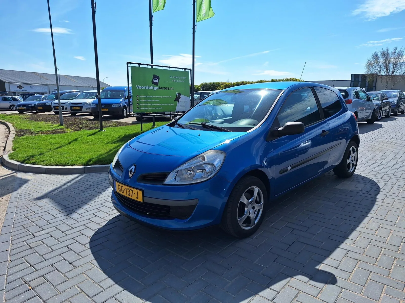 Renault Clio (2006) — foto 1