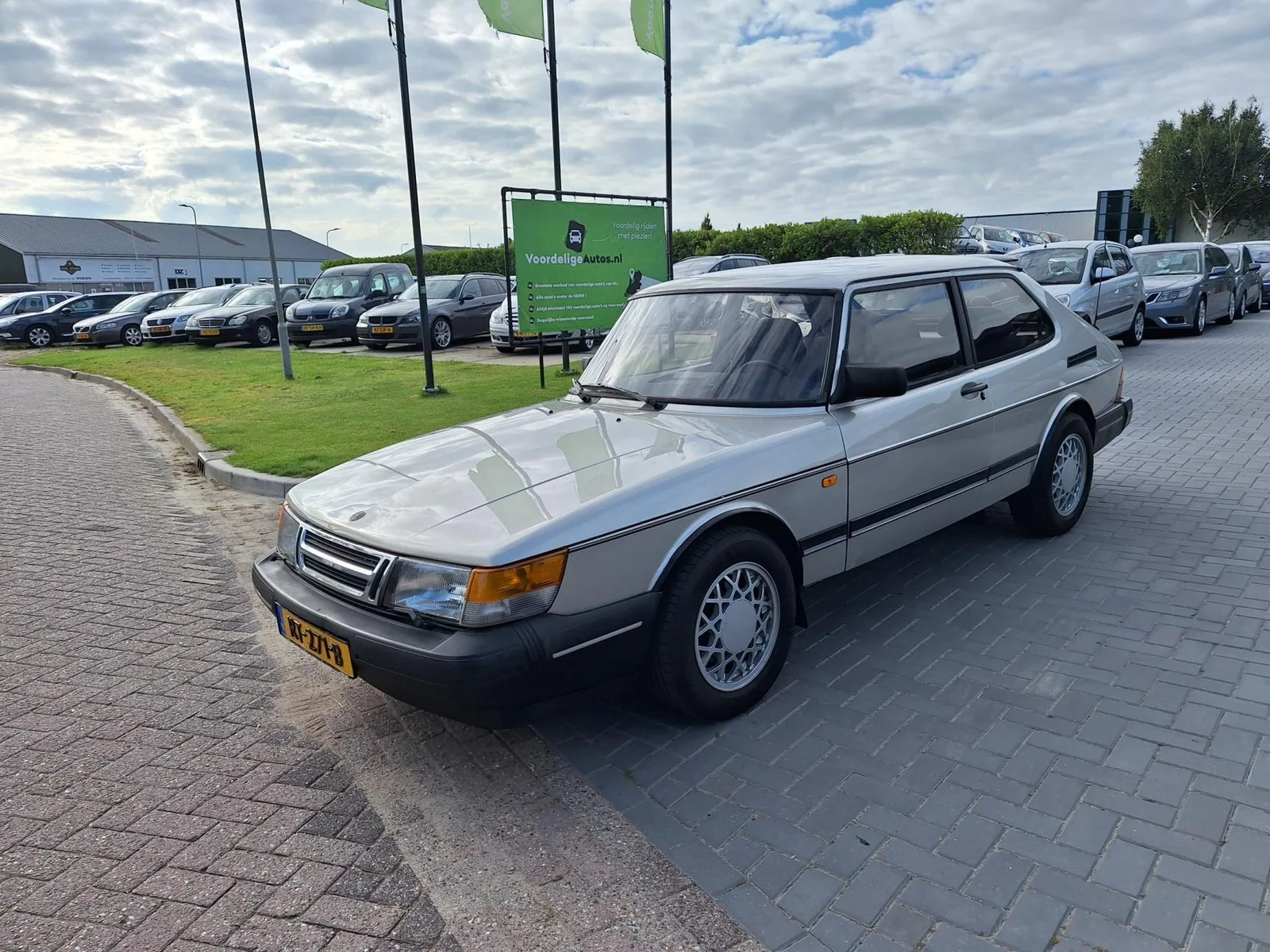 Saab 900 (1991) — foto 1