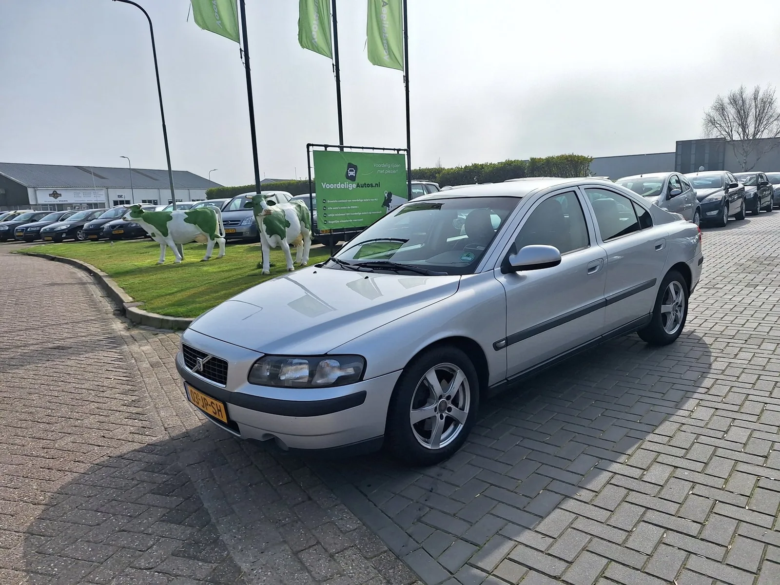 Volvo S60 (2002) — foto 1