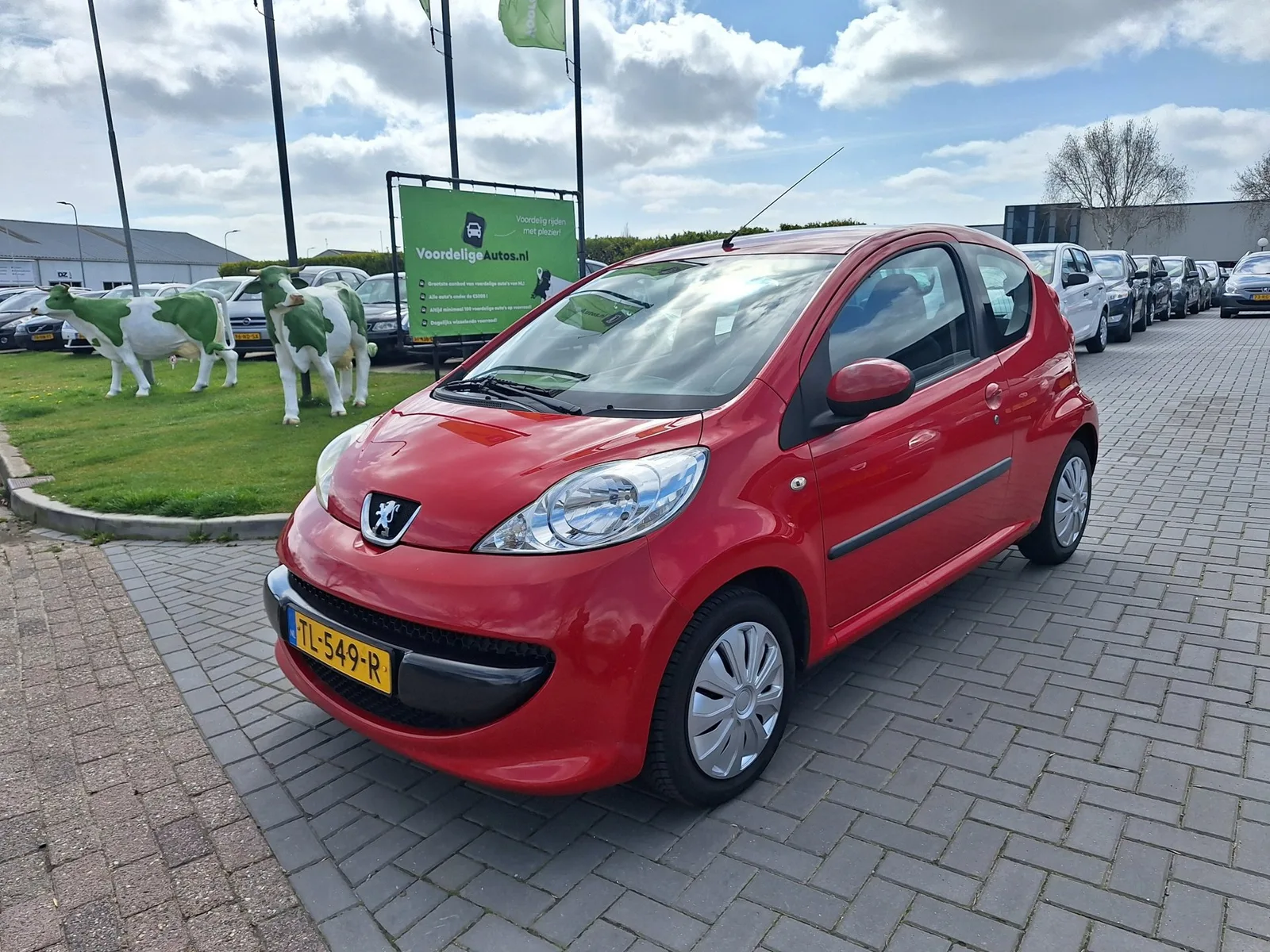 Peugeot 107 (2005) — foto 1