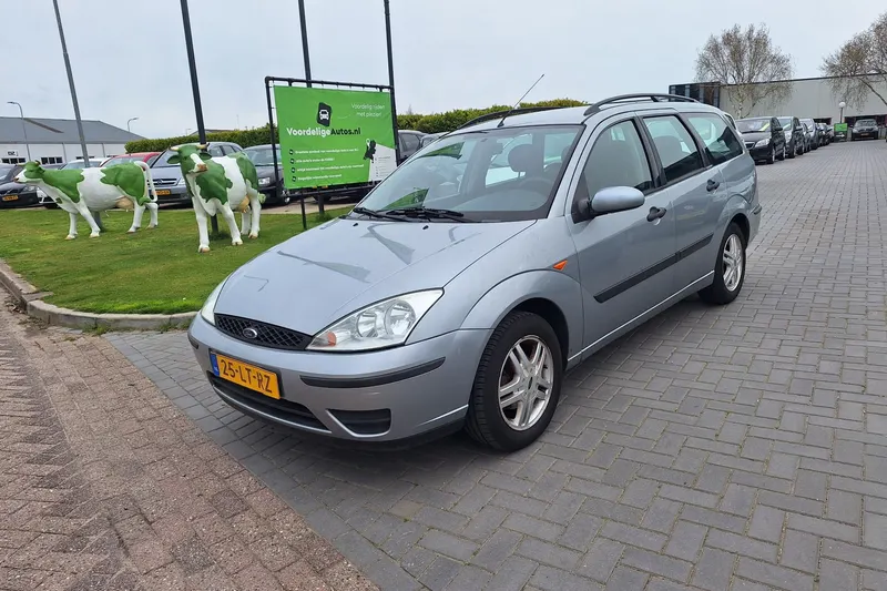 Ford Focus (2003)