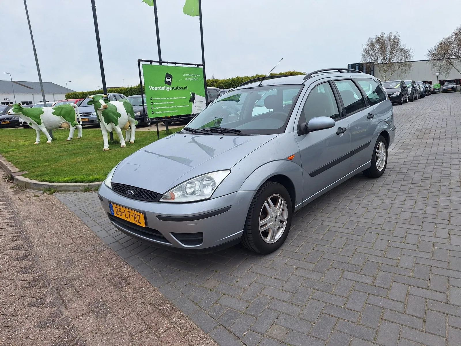 Ford Focus (2003) — foto 1