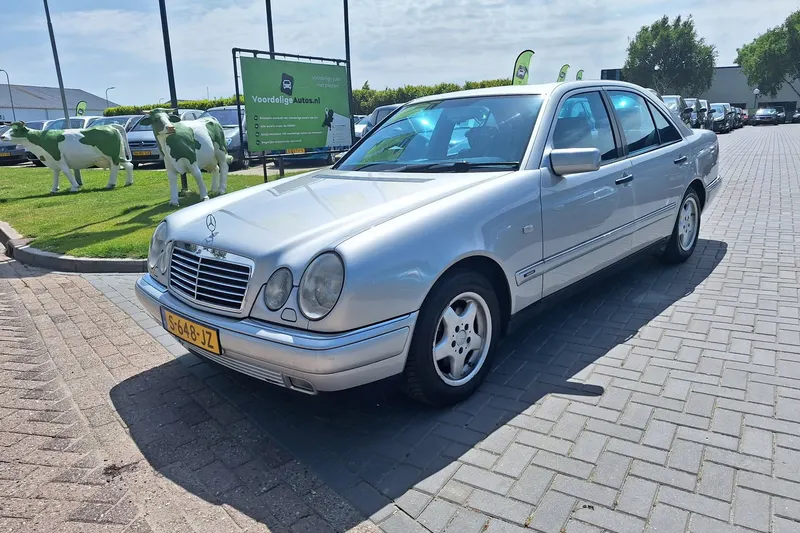 Mercedes-Benz E-Klasse (1996)