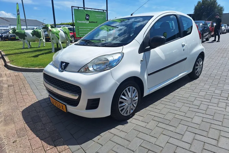 Peugeot 107 (2011)