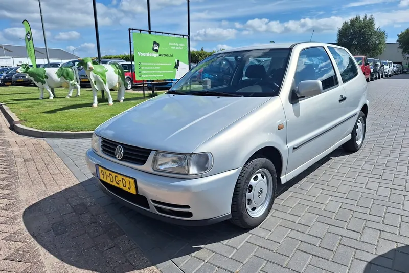 Volkswagen Polo (1999)