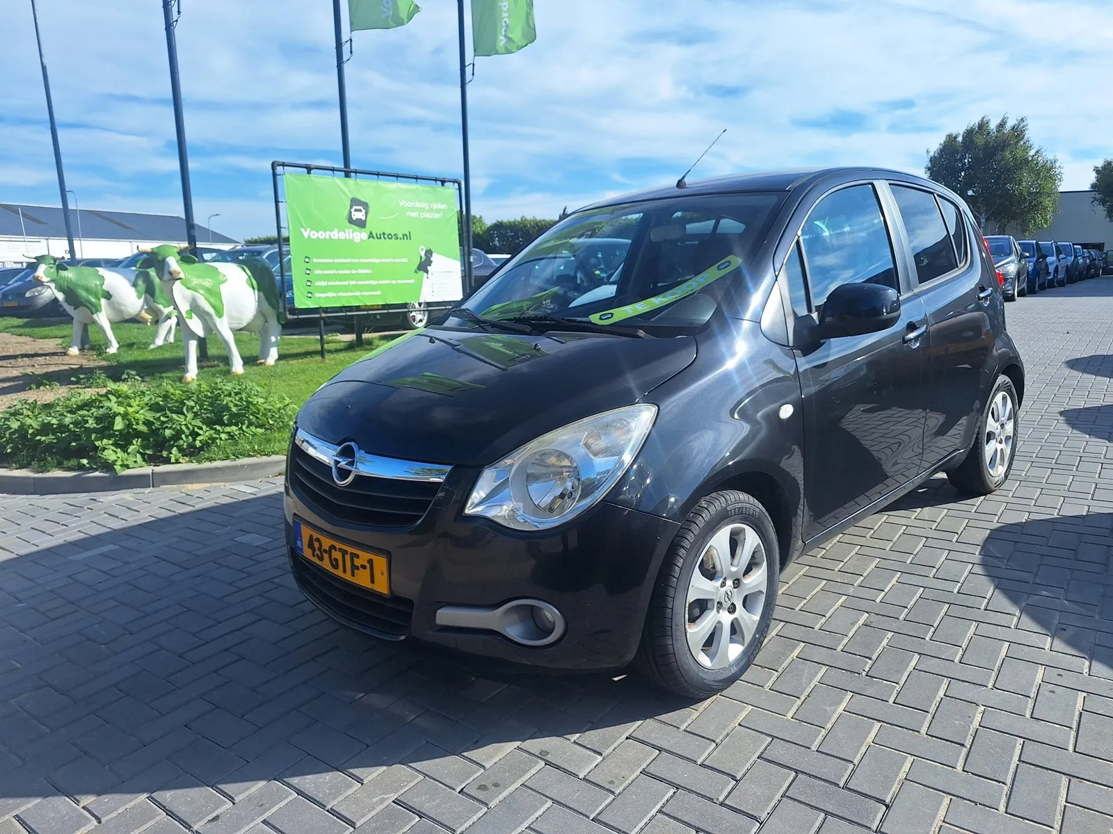 Opel Agila (2008) — foto 1