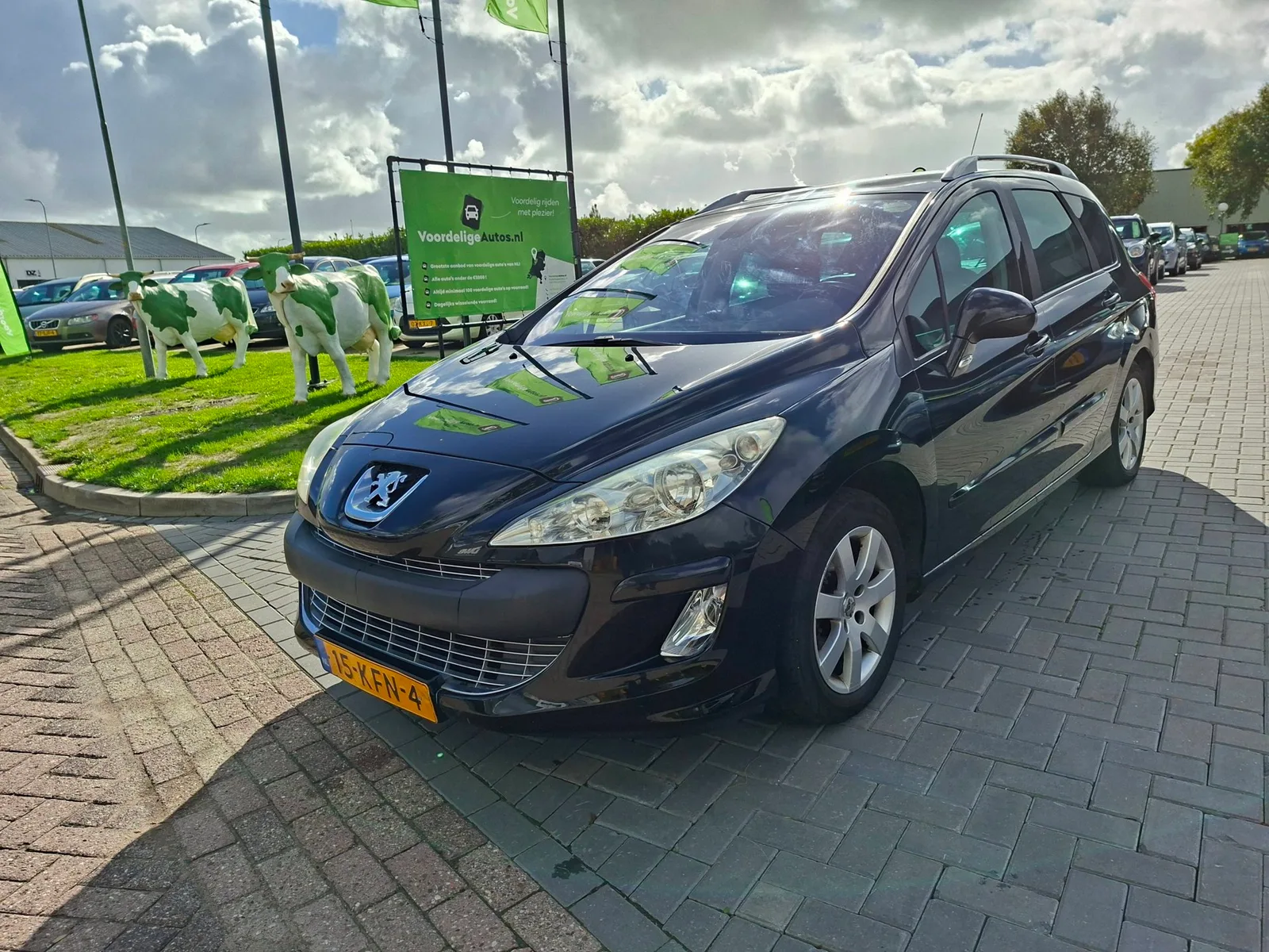 Peugeot 308 (2009) — foto 1