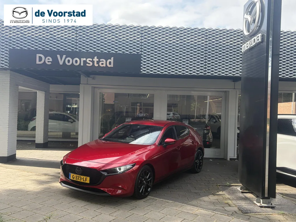 Mazda 3 (2019) — foto 1